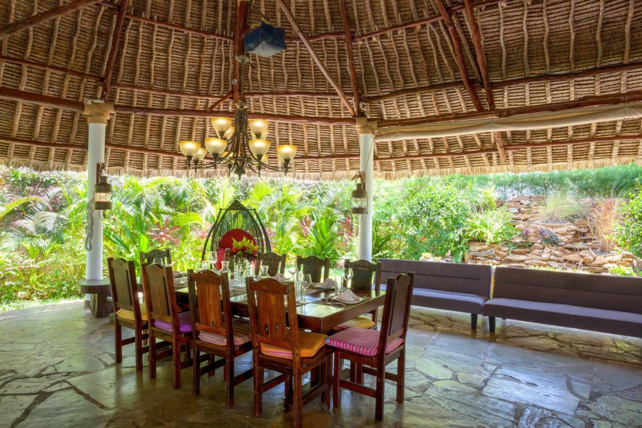 Villa Raymond, Diani, Kenya Diani Beach Bagian luar foto