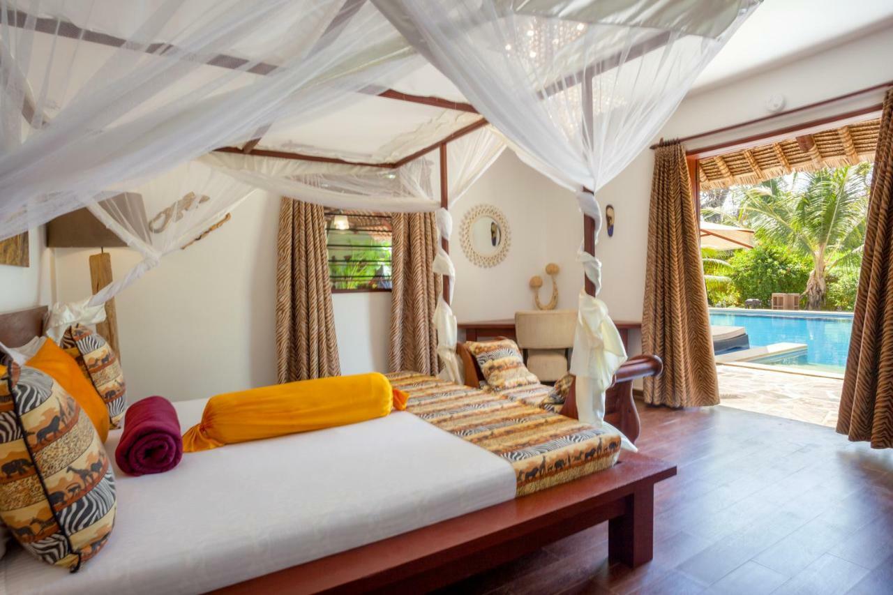 Villa Raymond, Diani, Kenya Diani Beach Bagian luar foto